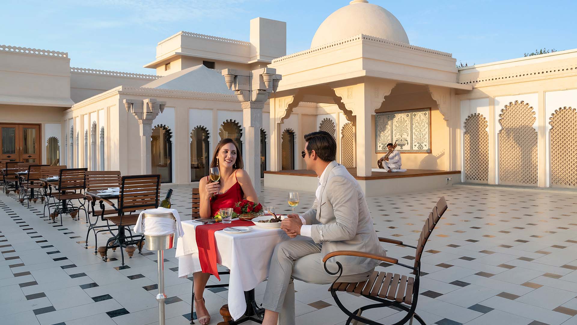 Dining options at Trident Udaipur, a 5 star hotel in Udaipur offering a variety of culinary experiences.