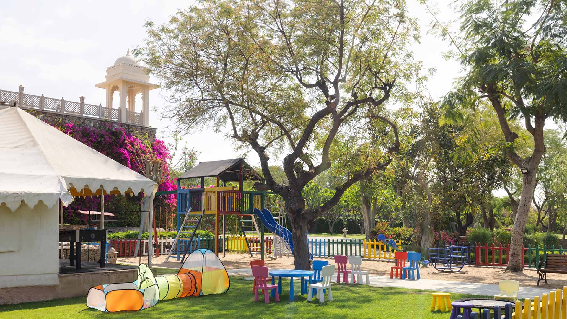 Kids club activities at Trident Udaipur, a 5 star hotel in Udaipur with child-friendly entertainment.